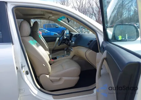 2012 Toyota Highlander Se V6 from USA, damaged, VIN 5TDBK3EH7CS158792